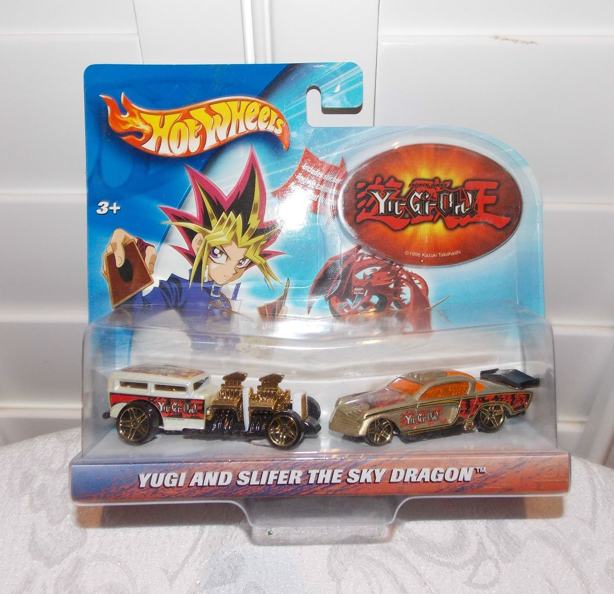 YU GI OH Hot Wheels Yugi Slifer The Sky Dragon Double Die Cast Car Set