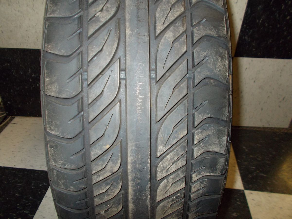 One Sumitomo Touring LSV 215 55 17 94V Tread 7 32 Dot 4609 Fast SHIP